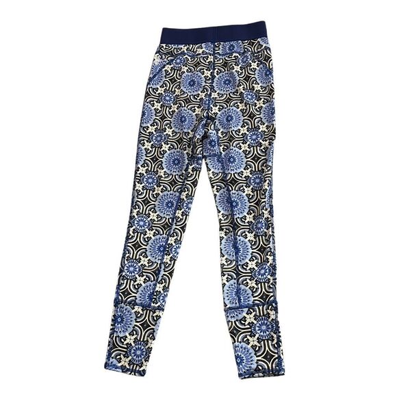 Free People FP Movement Fireside Base Layer Leggings Kaleidoscope small NWT - Picture 11 of 16